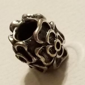 AUTH PANDORA STERLING SILVER SCREW ON BEAD CHARM